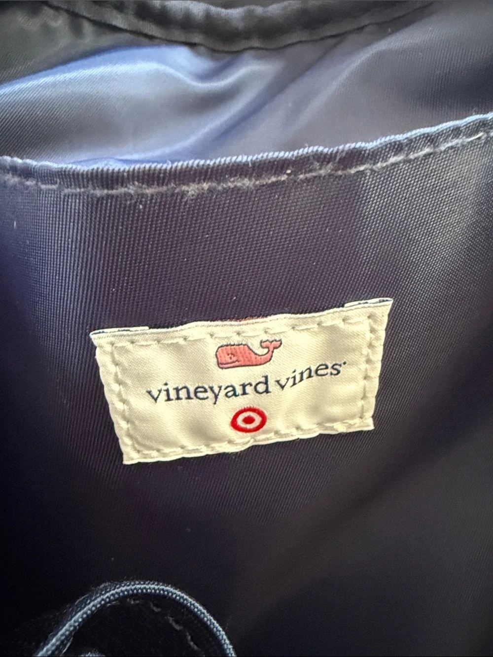 Vineyard Vines stylish navy